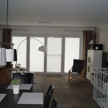 Ostseebuhne * Graal-Mueritz