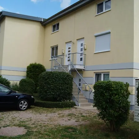 Ostseebuhne * Graal-Mueritz